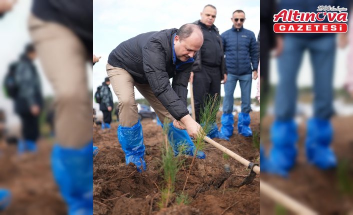 Ziraat Katılım 10. yılı dolayısıyla 30 bin fidan bağışladı