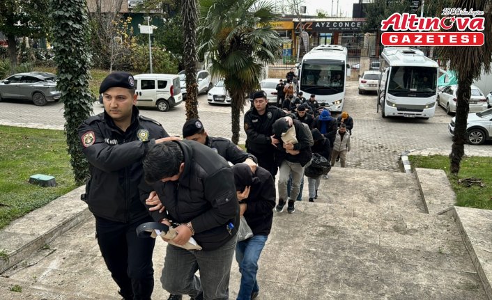 Samsun merkezli 19 ilde “çocuk müstehcenliği“ operasyonunda yakalanan 3 zanlı tutuklandı