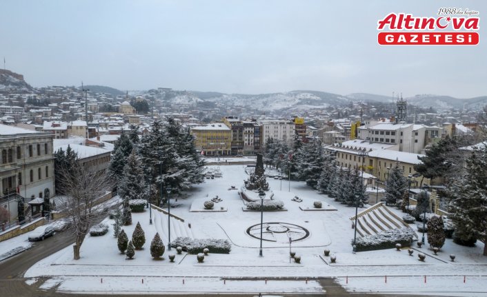 Kastamonu merkez ve yüksek kesimlerde kar etkili oluyor