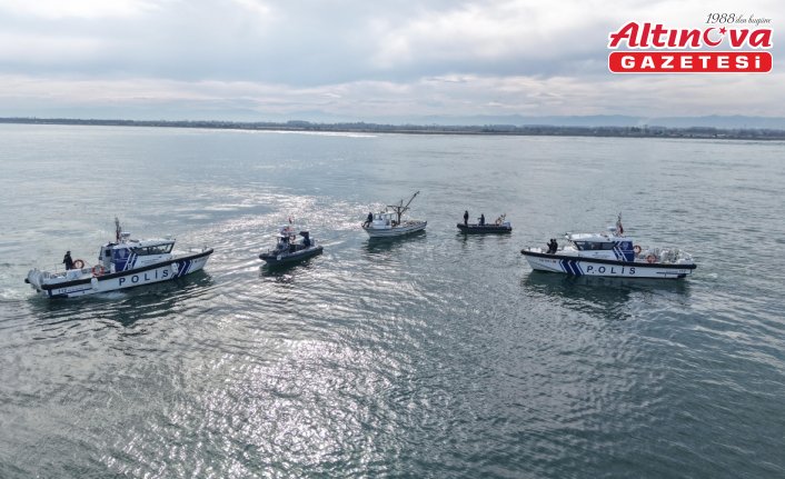 Samsun'da dronla tespit edilen kaçak midye avcılarına 472 bin lira ceza