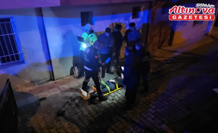 Çorum'da otomobil ile hafif ticari aracın çarpıştığı kazada 2 kişi yaralandı