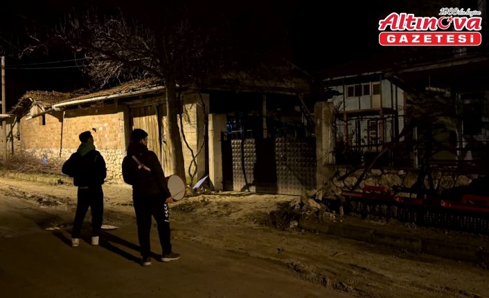 Çorum'da ramazanda mahalleliyi davulcular değil, gençler uyandırıyor