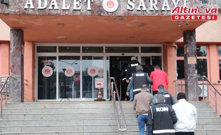 Karabük merkezli 7 ilde düzenlenen dolandırıcılık operasyonunda yakalanan 7 zanlı tutuklandı