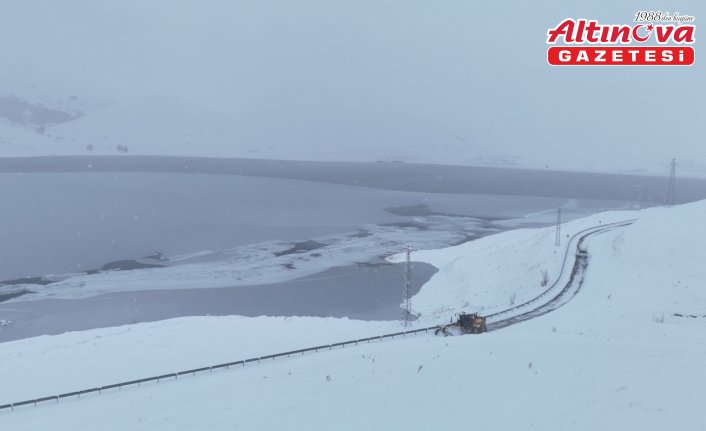 Orta ve Doğu Karadeniz'de 407 yerleşim yerine ulaşım sağlanamıyor