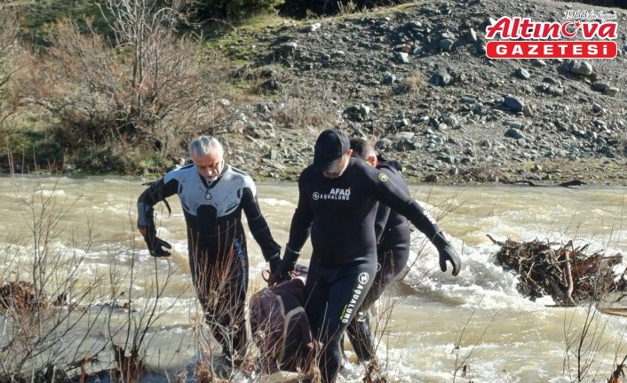 Tokat'ta kayıp olarak aranan kadının cesedi dere yatağında bulundu