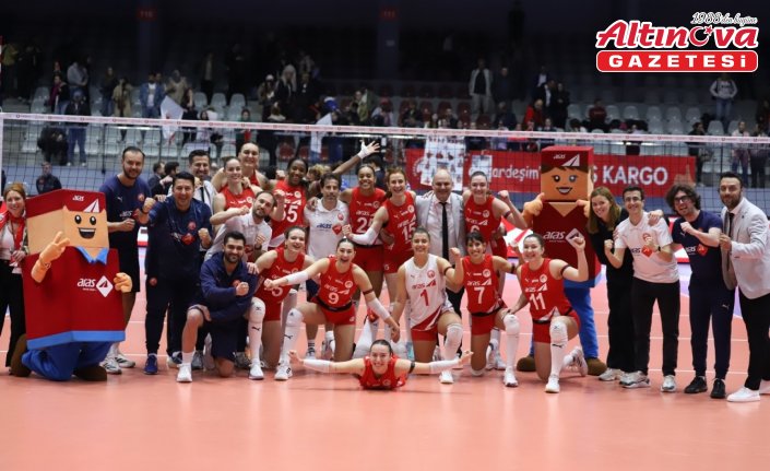 Aras Kargo Spor Kulübü Kadın Voleybol Takımı play-off'a zaferle başladı