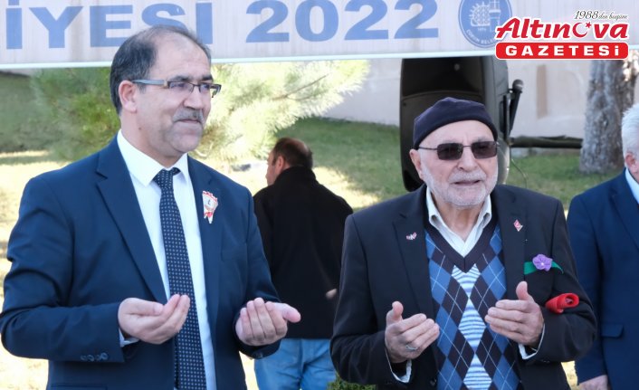 Çorum'da şehit mezarlarında bakım ve onarım çalışması yapıldı