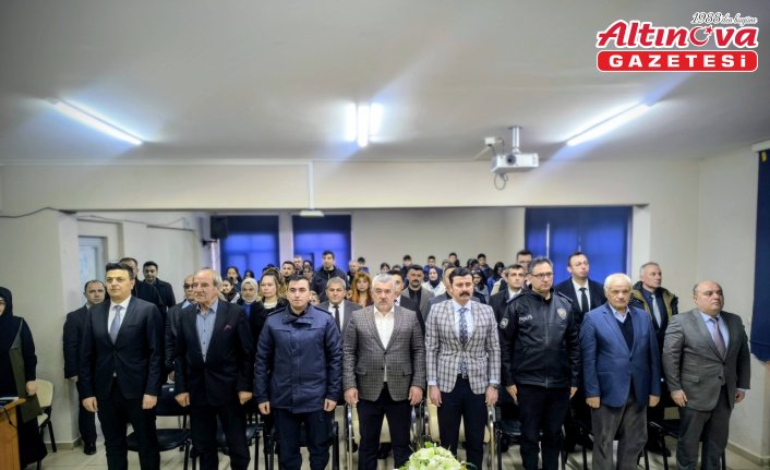 Hamamözü'nde İstiklal Marşı'nın Kabulü ve Mehmet Akif Ersoy'u Anma Günü programı düzenlendi