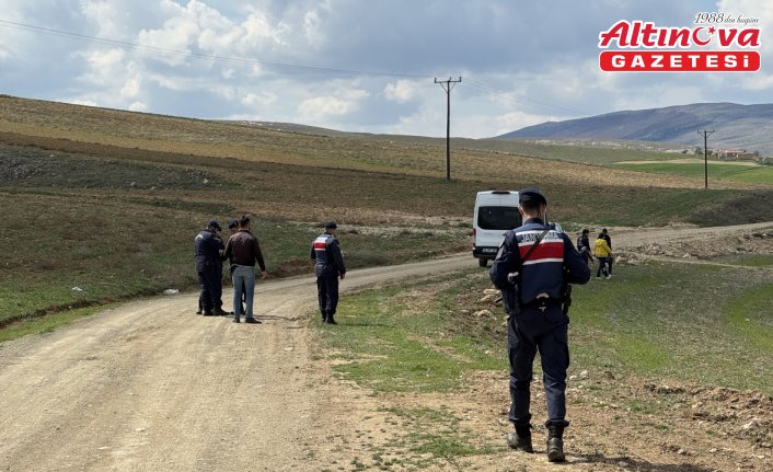 Çorum'da komşuları tarafından silahla vurulan baba ve oğlu hayatını kaybetti