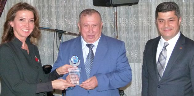 41 Yıllık Yazı İşleri Müdürüne Veda Yemeği