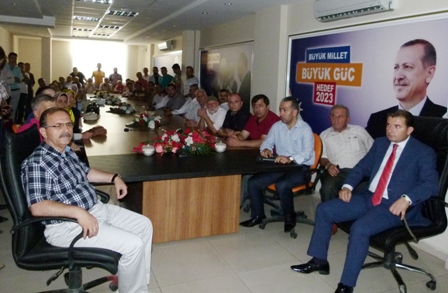  AK PARTİ 13 YAŞINI KUTLADI 