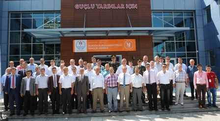 Bafra Protokolü Gençlik Merkezinde Bayramlaştı