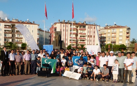 ‘MÜSLÜMAN DİN KARDEŞİNİN YANINDA’ ETKİNLİĞİ 