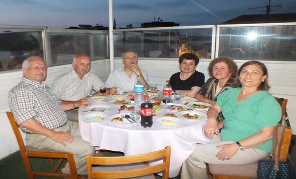 BAFRA’DAKİ SİNOPLULAR İFTAR YEMEĞİNDE BULUŞTU 