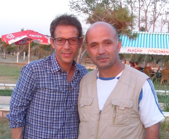 Ünlü Sanatçı Mustafa Yıldızdoğan ile Röportaj: