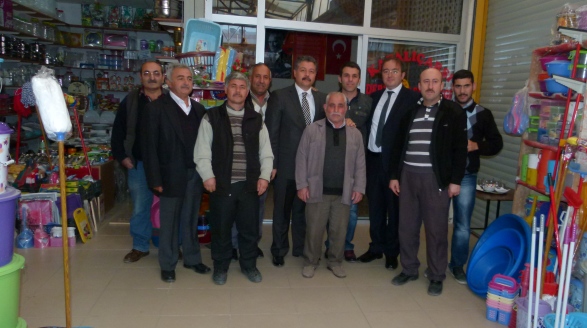 TOPKAYA, KAPALI ÇARŞI ESNAFINI GEZDİ