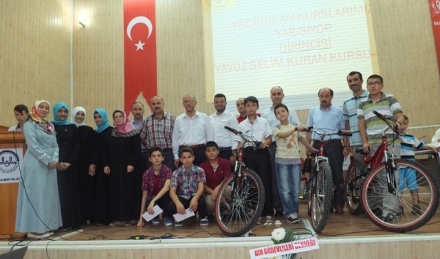 YAZ KUR’AN KURSLARIMIZ YARIŞIYOR FİNALİ