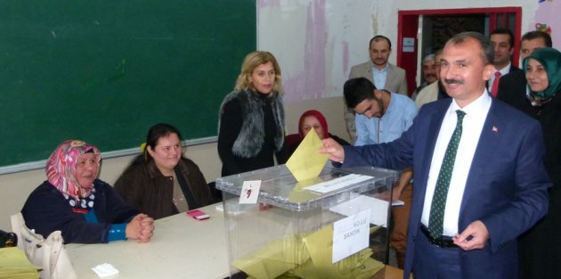 AK PARTİ MİLLETVEKİLİ ADAYI ORHAN KIRCALI OYUNU KULLANDI