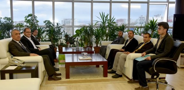 Anadolu Gençlik Derneğinden Tebrik Ziyareti