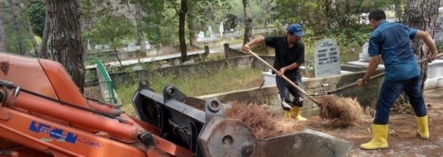 BAFRA ASRİ MEZARLIKTA YOĞUN ÇALIŞMA