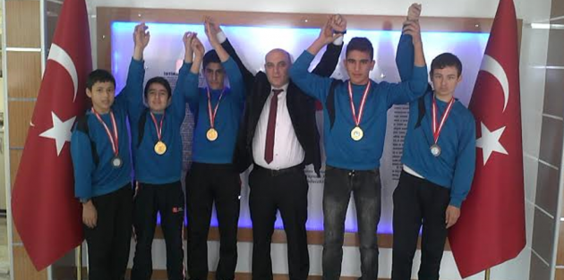 Bafra Çetinkaya’da Ata Sporumuz Emin Ellerde