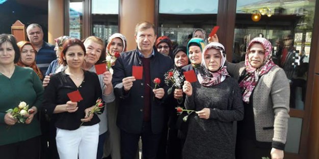 BAFRA DÜZKÖY DERNEĞİ  “KADINA ŞİDDETE KIRMIZI KART GÖSTERDİ“