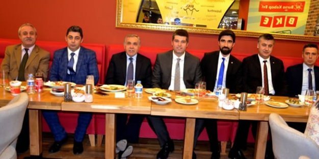 Bafra GİAD’tan Öğrencilere Birliktelik Yemeği