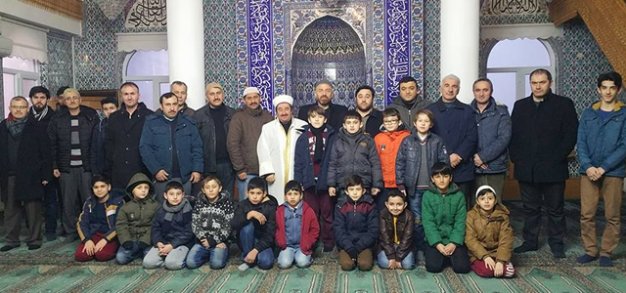 Bafra imam hatip ortaokulundan sabah namazı buluşması