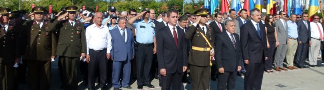 Bafra'da 30 Ağustos Zafer Bayramı Törenle Kutlandı