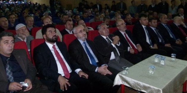 BAFRA’DA “CAMİ VE NAMAZLA ARINMA” KONFERANSINA YOĞUN İLGİ