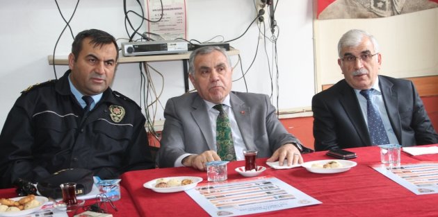 BAFRA’DA HUZUR ASAYİŞ TOPLANTISI İLGİ GÖRDÜ