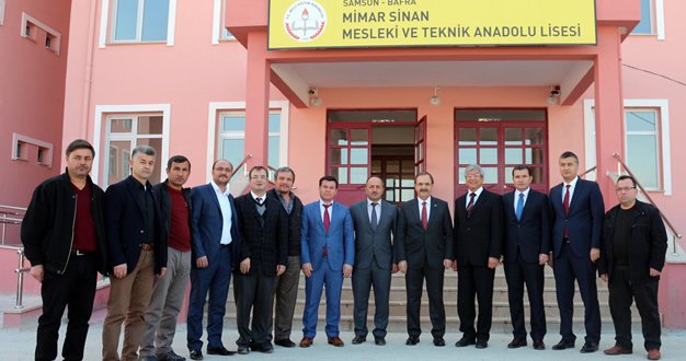 Bafra’da ‘Mobilya ve İç Tasarım’ Bölümü Açıldı