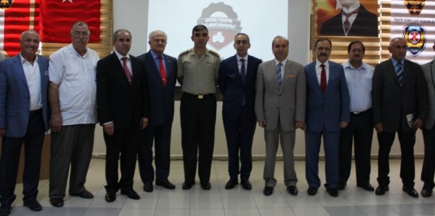 Bafra’da, Traktör Konusunda Çiftçiler Bilinçlendirildi