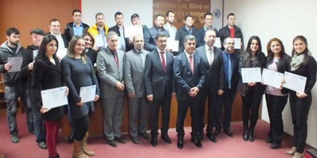 Bafra’da Yeni Girişimci Adaylarına Belgeleri Verildi