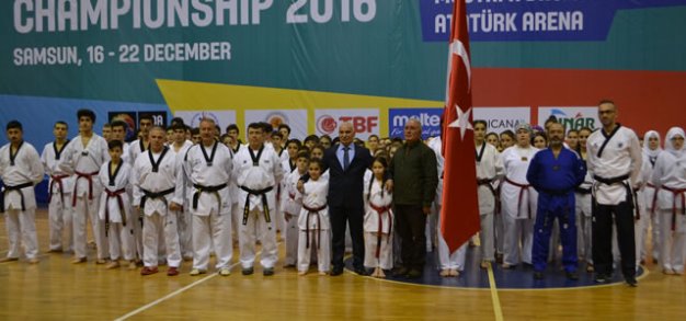 Bafra'lı Taekwondocular Samsun'da Siyah Kuşak Müsabakasına Katıldı