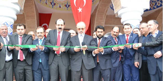 BALIKLARA MUHTEŞEM BİR CAMİİ