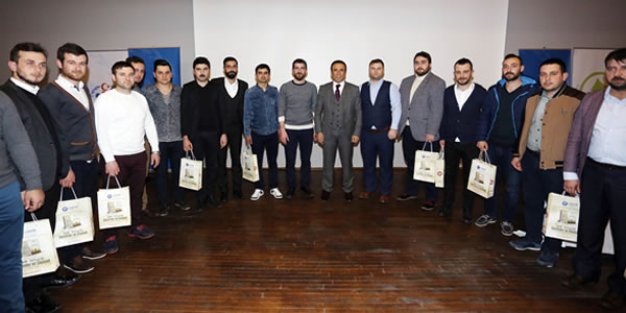 BAŞKAN GENÇ, GENÇLERE YENİ BİN YILI ANLATTI