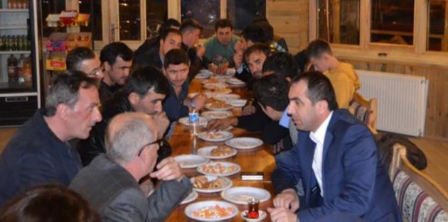 BAŞKAN KILAĞUZ PERSONELİ İLE YEMEKTE BULUŞTU