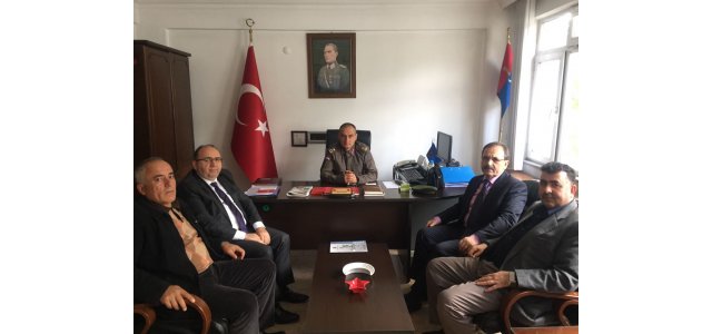 Başkan Şahin, Gazi Korkmaz'ın Ailesini Ziyaret Etti