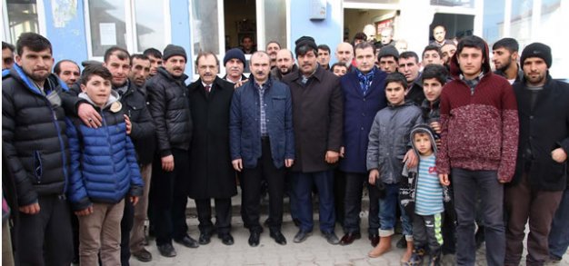 BAŞKAN ŞAHİN HALK GÜNÜ İÇİN HALKA GİTTİ