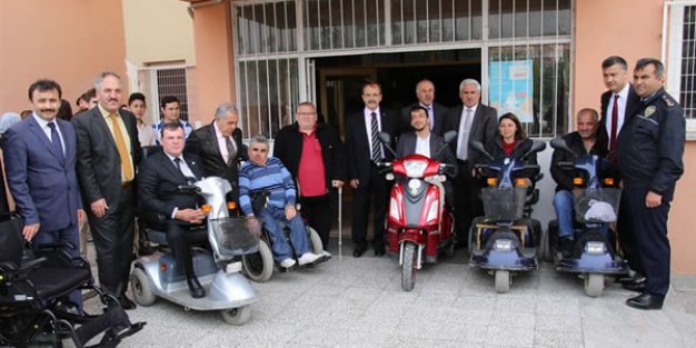 BAŞKAN ŞAHİN: ÖĞRENCİLERİMİZİN DAYANIŞMASI HERKESE ÖRNEK OLSUN