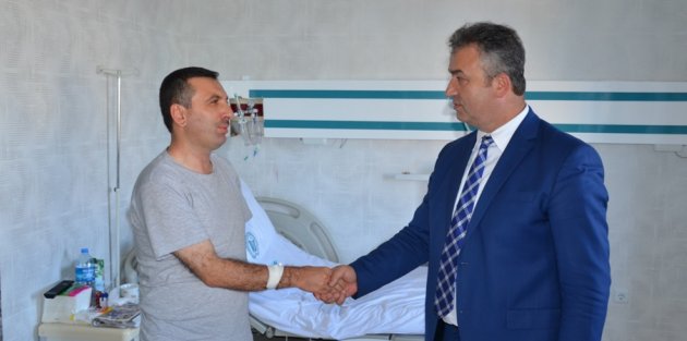 Başkan Sarıcaoğlu’na Hastane’de Ziyaret