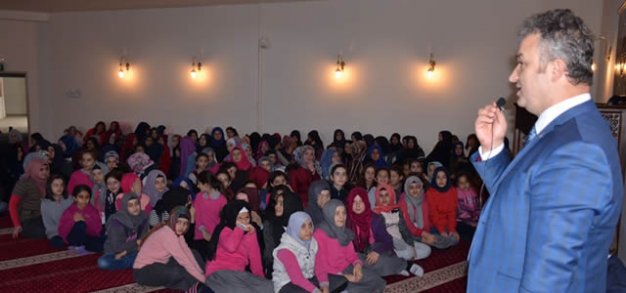 Başkan Topaloğlu Kariyer Günlerinin 2.sine Konuştu