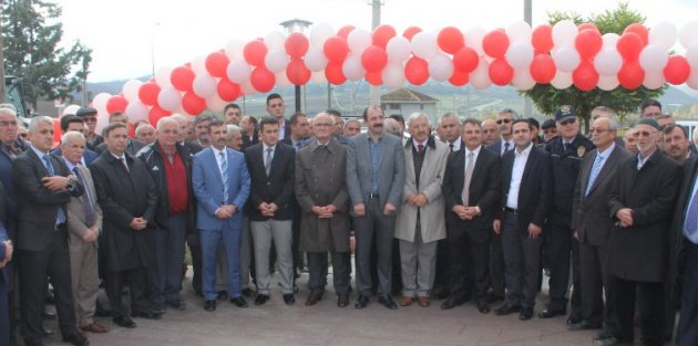 BAŞKAN YILMAZ, YAŞAR DOĞU ANITININ AÇILIŞINI YAPTI