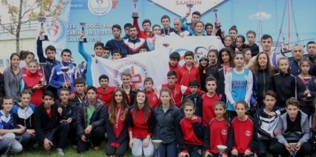 BÖLGESEL KROS YARIŞLARI YAPILDI