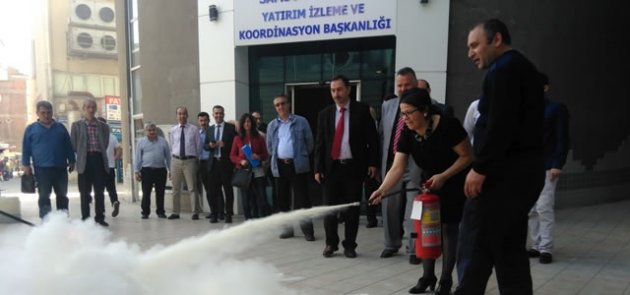 Büyükşehir İtfaiyesinden Uygulamalı Eğitim