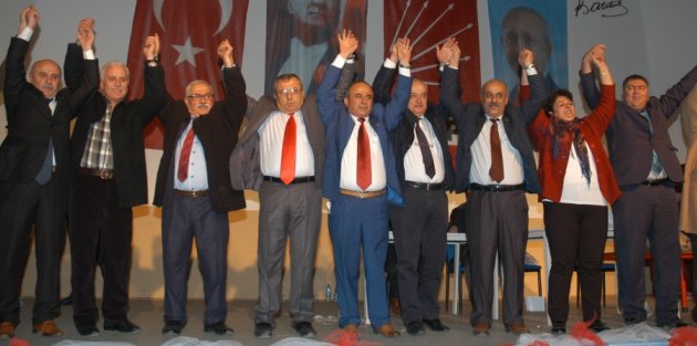 CHP BAFRA İLÇE BAŞKANI NİHAT OKTAY, GÜVEN TAZELEDİ