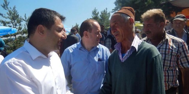 ÇİMENLİ KÖYÜ ŞENLİKLERİNDE MİLLETVEKİLİ HASAN BASRİ KURT’A SEVGİ SELİ