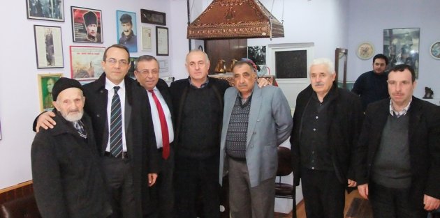 ‘’CUMHURİYETE SAHİP ÇIKIN’’