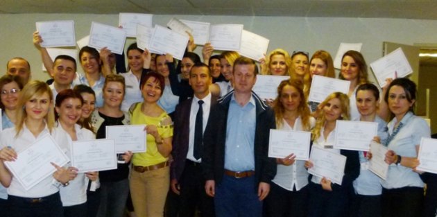 DİKSİYON KURSU'NA KATILAN PERSONEL SERTİFİKALARINI TÖRENLE ALDI